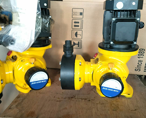 机械隔膜计量泵 机械隔膜计量泵